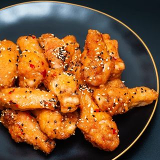 Крылья в кисло сладком соусе 6 шт