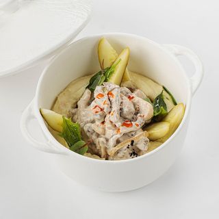 Бефстроганов в горшочке