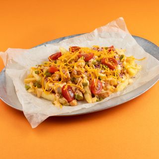 Картофель фри с курицей кимчи