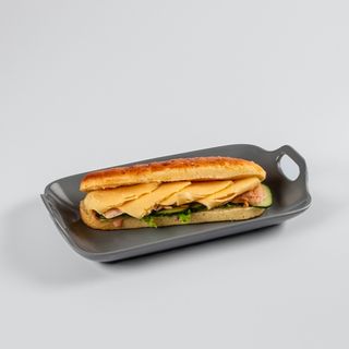 Сэндвич с курицей и сыром