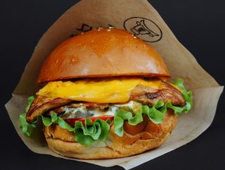Куриный бургер