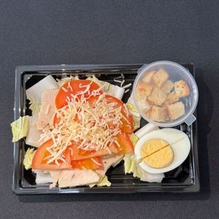 Салат Цезарь (170 гр.)