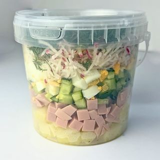 Окрошка с колбасой говяжьей