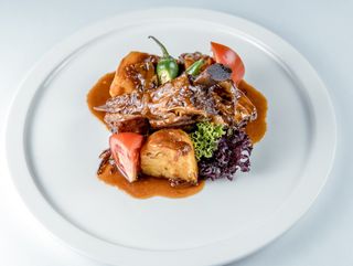 Рёбра говяжьи с картофелем