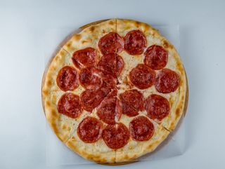 Пицца "Салями"