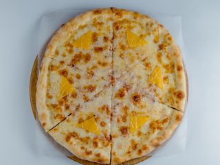 Сырная пицца