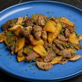 Картофель жаренный с ветчиной