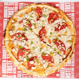 Пицца с курицей