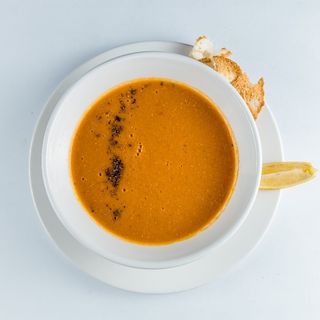 Суп чечевичный с копченой говядиной