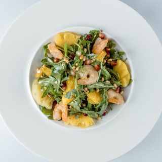 Креветки с манго