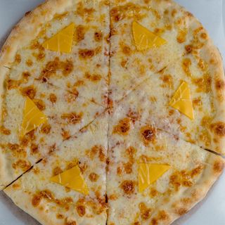 Сырная пицца