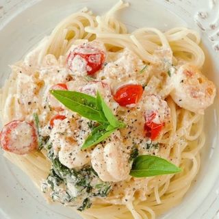 Паста с морепродуктами с сыром страчателла