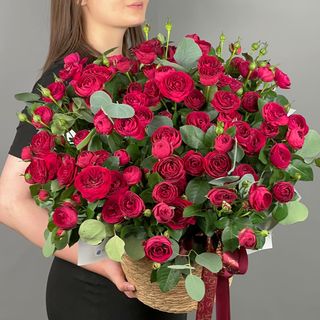 цветы Букет Art Flowers Спрей розы в корзине 21 шт