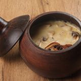 Курочка с сыром в горшочке