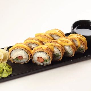 Жареный цыплёнок с соусом спайси