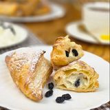 Слоёный уголок с творогом (60г)