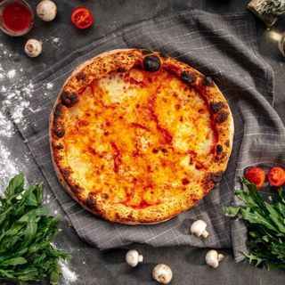 Пицца "Маргарита"