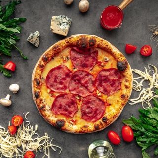 Пицца "Ветчина и грибы"