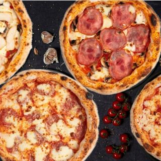 КОМБО 4 пиццы (маргарита/пепперони/курица и гр/ветчина и гр)