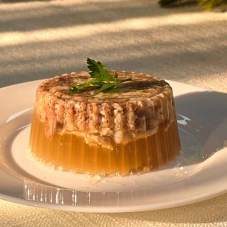 Үйдің татымды іркілдегі 165г / Холодец домашний пряный 165гр