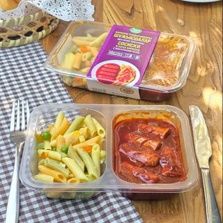 Барбекю тұздығындағы шұжықшалар мен пенне макароны 320г / Сосиски в соусе барбекю с макаронами Пенне 320гр