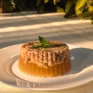 Үйдің татымды іркілдегі 165г / Холодец домашний пряный 165гр