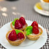 Корзинка с ягодами и сметанным кремом 1шт/85 гр