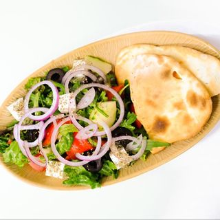 Греческий салат по-домашнему