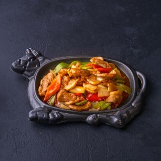 Утка на жаровне