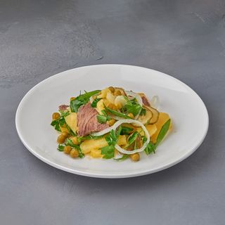 Фирменный салат BESH