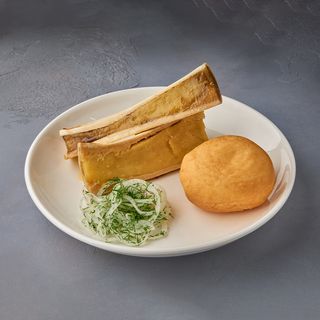 Жылик с бауырсаком