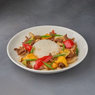 Мясо на жаровне с рисом