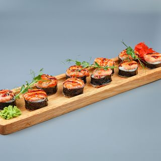 Ролл "Запеченный лосось"