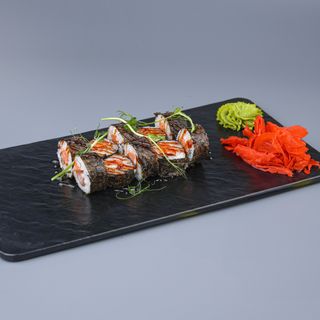 Маки с лососем