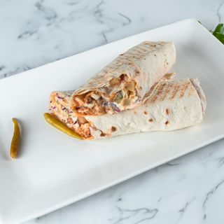 Донер с говядиной в лаваше большая порция (1,5)