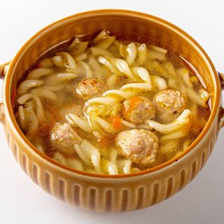 Куриный суп с фрикадельками