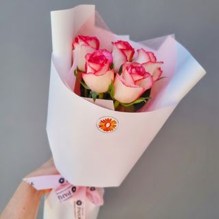 Букет "Комплимент" из 5 роз