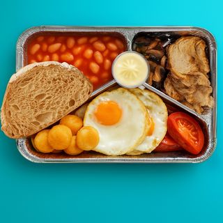 Английский завтрак с запеченной индейкой