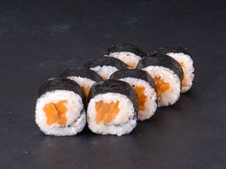 Маки с лососем 8шт