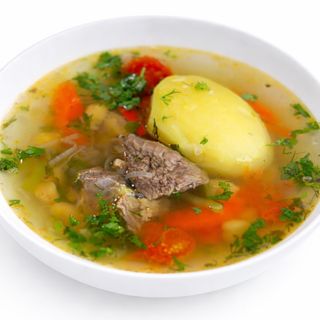 Шорпа из говяжьих ребрышек