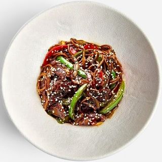 Соба с говядиной 