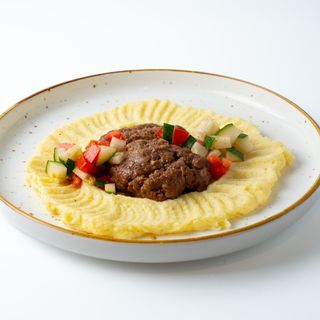 Запечённые котлеты с картофельным пюре