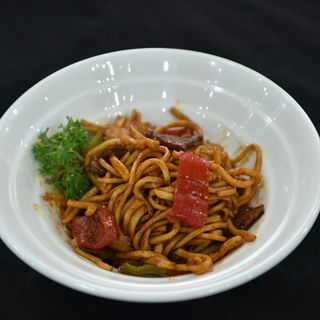 ЦОМЯН ЖАРЕНЫЙ ЛАГМАН