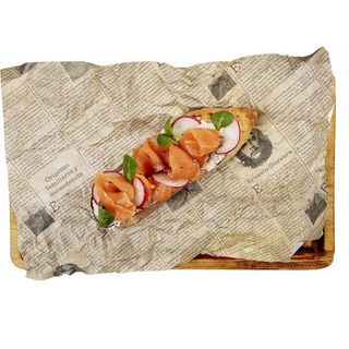 Брускетта с творожным сыром и маринованной семгой