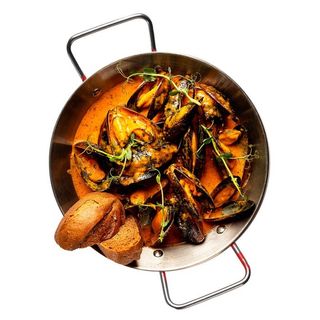 Мидии Том Ям стайл