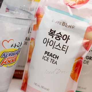 Корейский сок в пакетике со льдом