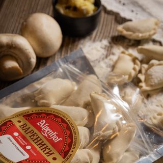 Вареники с картофелем и грибами 0,7