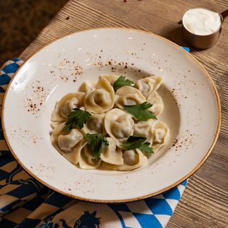 Пельмени с мясом ягнёнка