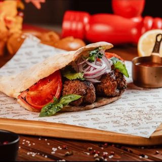 Люля-кебаб в пите (говядина)