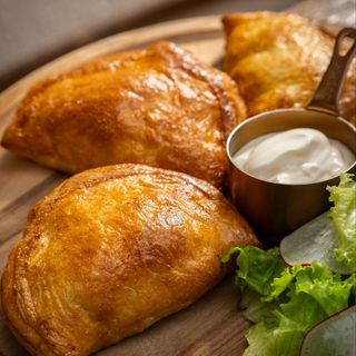 Пирожки со сладкой телятиной